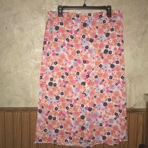 4/$10🌻🌻Multi color floral charter club skirt